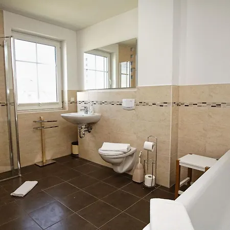 Vogelblick Haushaelfte 01 Casa vacanze