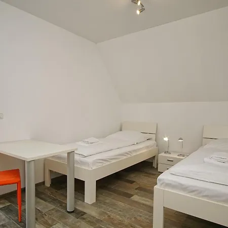 Vogelblick Haushaelfte 01 Casa vacanze Vaschvitz